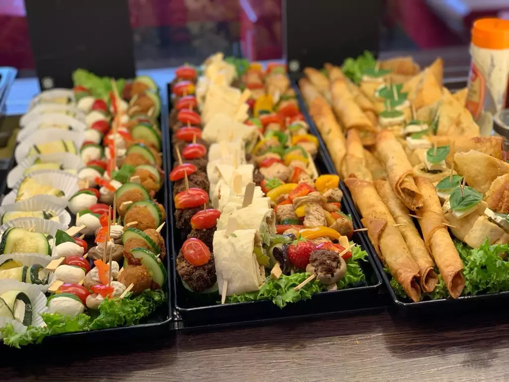 Mediterranes Catering nach Wahl für 5, 10 oder 20 Personen