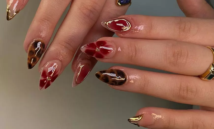 Image 2: Hasta 76% de dto. en Spa/Salón de uñas - Manipedicura en Rubi Nails