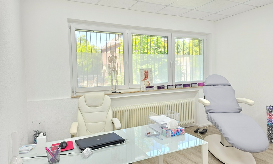 Image 5: Wertgutschein für Faltenglättung mit 10 / 20 Einheiten Botulinumtoxin
