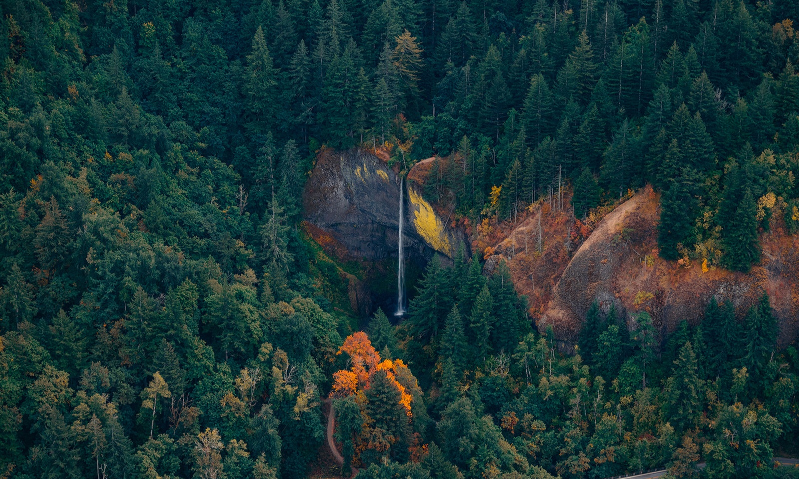 Private Air Tours Over Portland and Columbia River Gorge