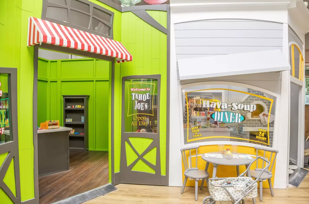 Adventure Awaits – Open Play Indoor Mini-City Fun!