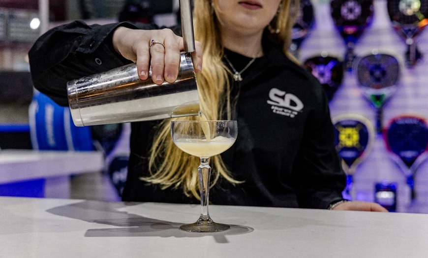 Image 2: Padel of pickleball losse indoor baanhuur van 60 minuten in Zoetermeer