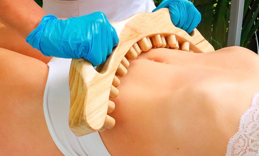 Image 1: 1 oder 3x 30 Min. Madero-Massage an 1 Zone nach Wahl oder 60 Min. am ganzen Körper für 1 Person (bis 45% sparen)