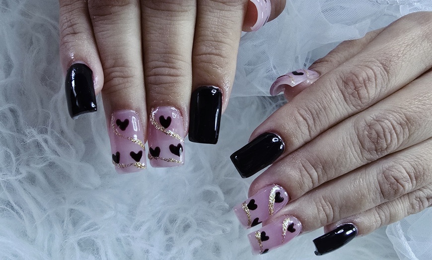 Image 2: Elevate Your Style with Short Full Set Acrylic/Gelx