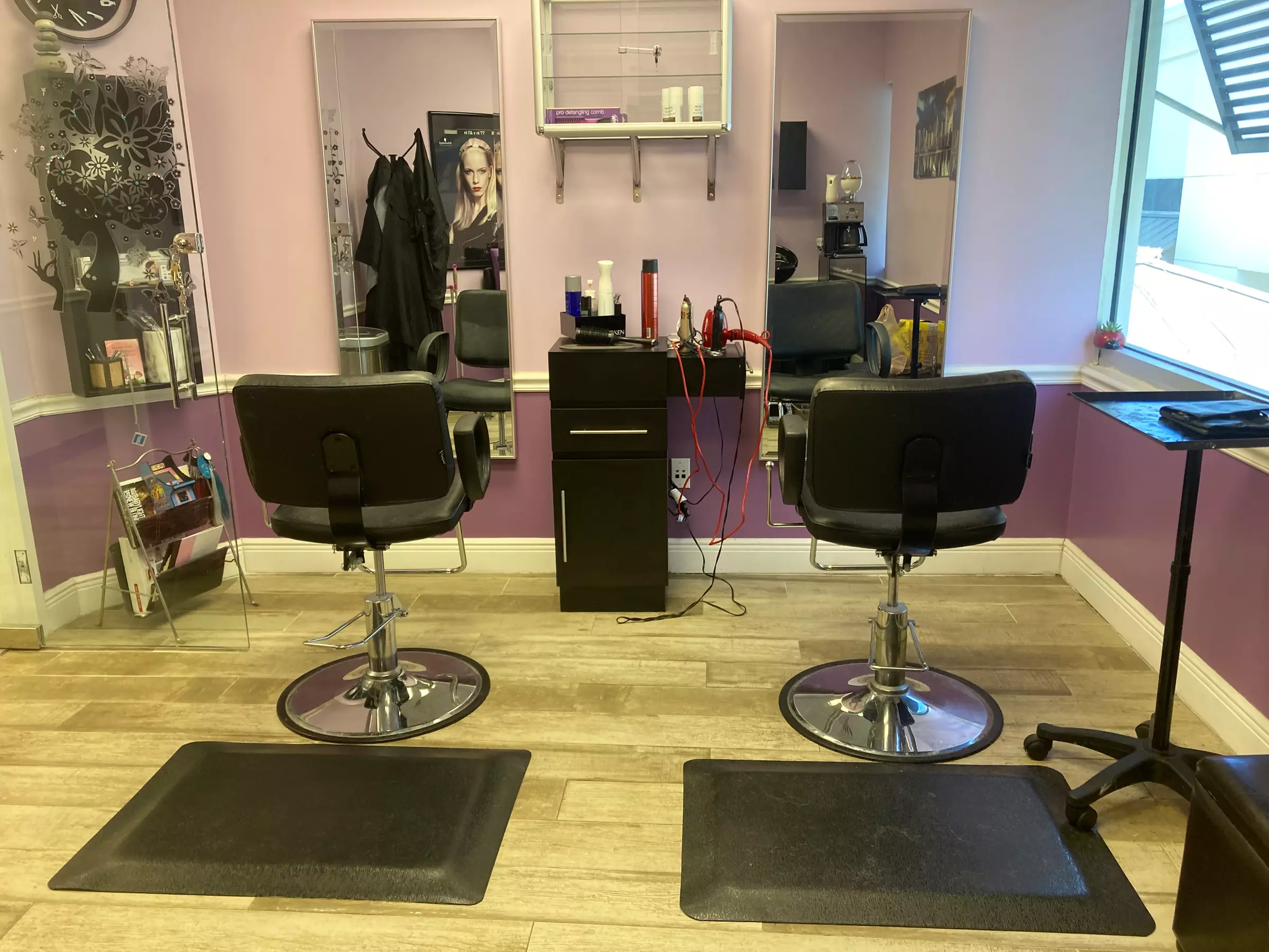 Choice of Women & Men's Haircut Packages with Shampoo, Styling & More