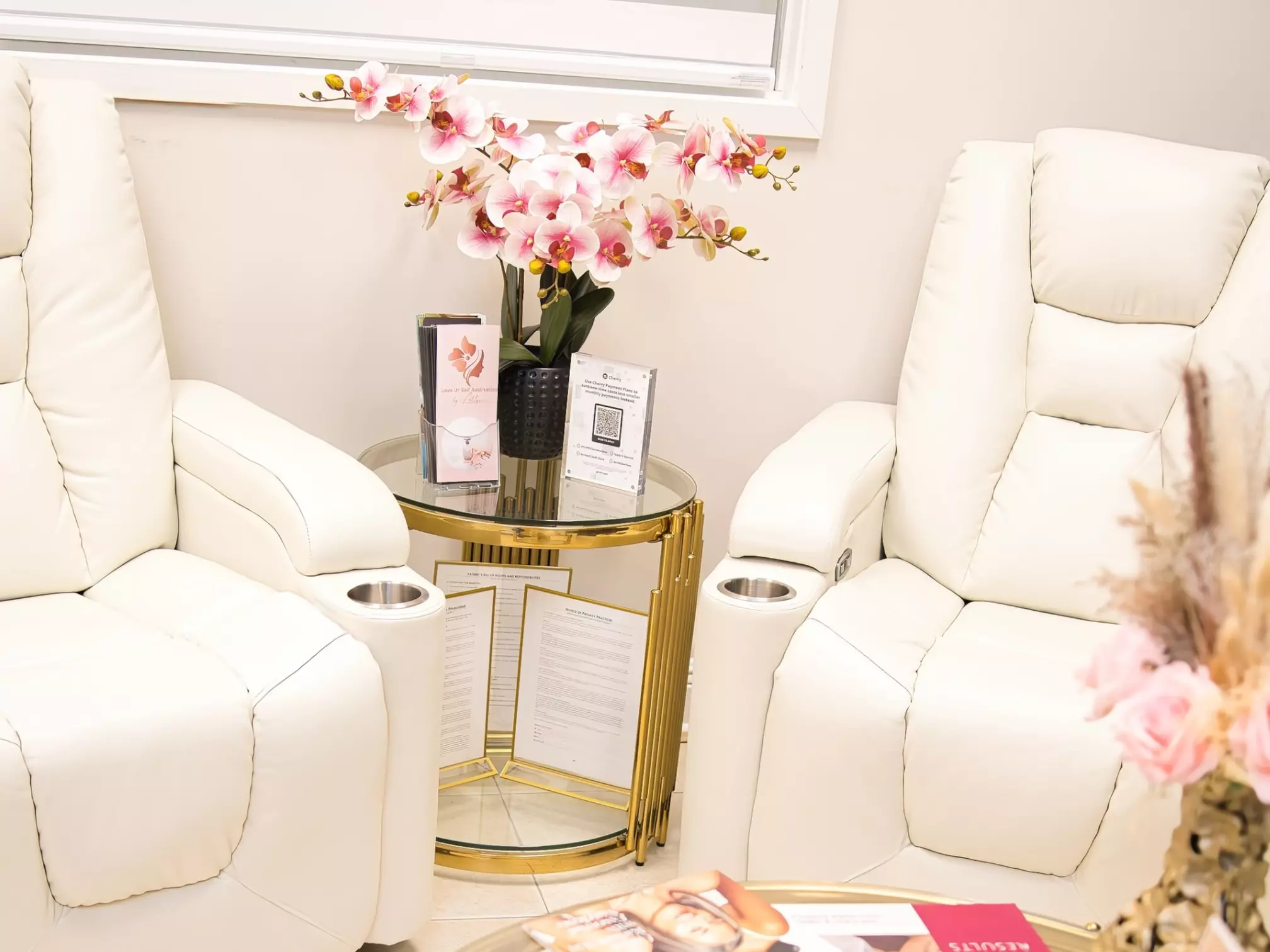 Lip Filler Restylane (1/2 or 1 Syringe) or Hyaluronic Acid Treatment