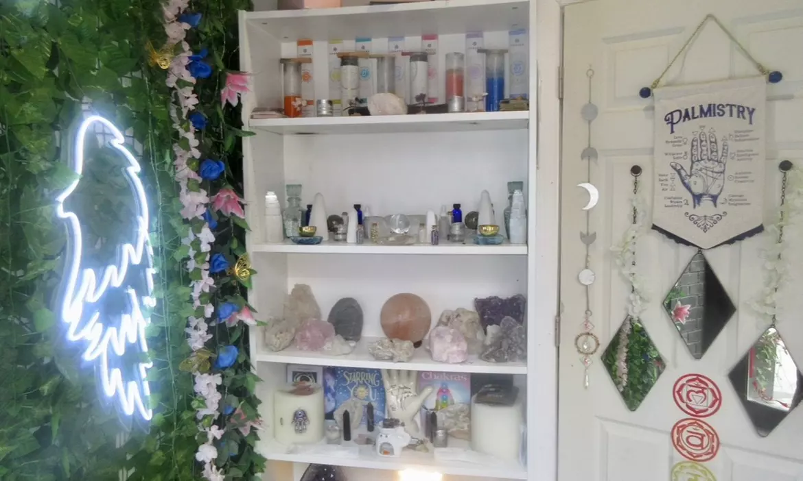 Get Insights: Life / Love / Tarot Card Reading