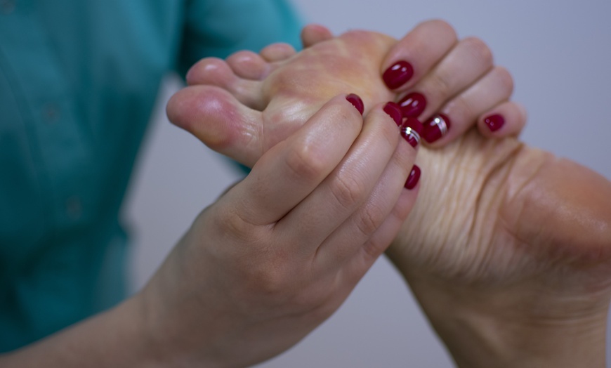 Image 3: Relax w/ 60 Min Deep Tissue Bodywork w/ Hot Stone Session for 1 or 2