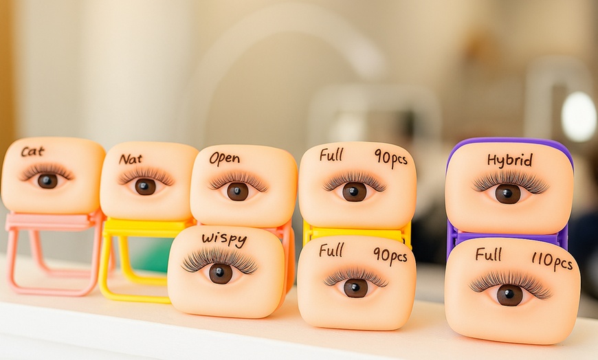 Image 4: Cashmere or Mink Eyelash Extensions at Chelsea Lash