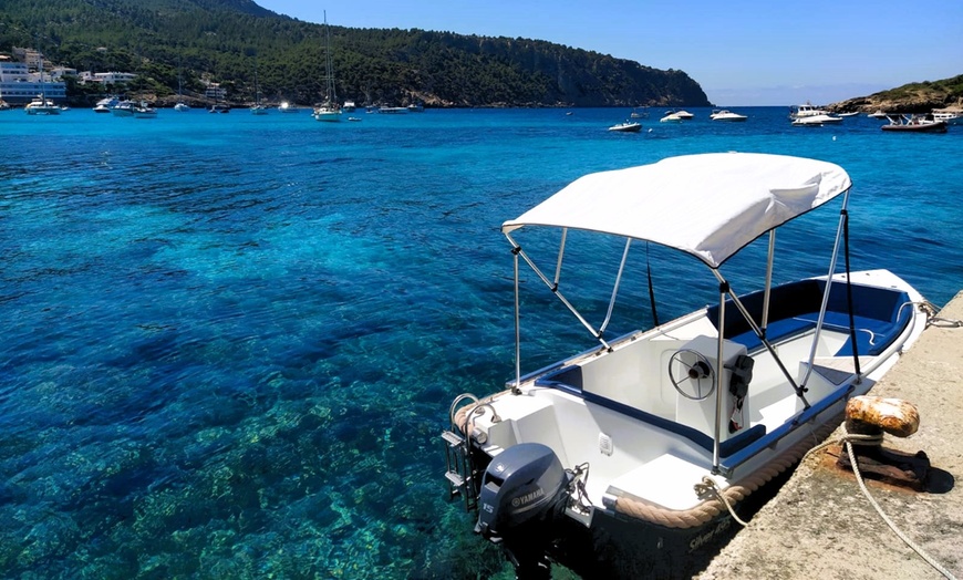 Image 4: Hasta 19% de dto. en Alquiler de lanchas motoras en Boats And Joy