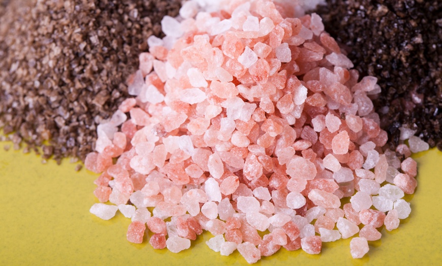 Image 2: ULTIM8BODY™ Wellness Escape and Beauty Chisel Collection