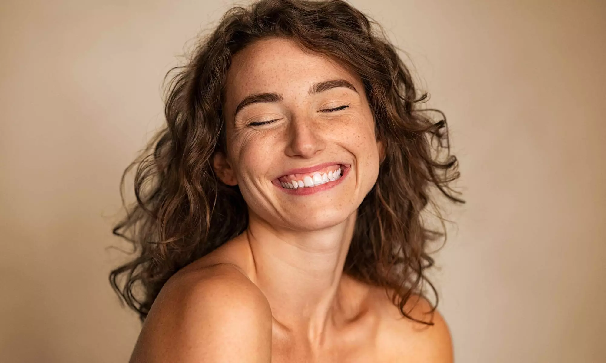 Achieve Smooth Skin with 16 Probe Electrolysis For Stubborn Hair