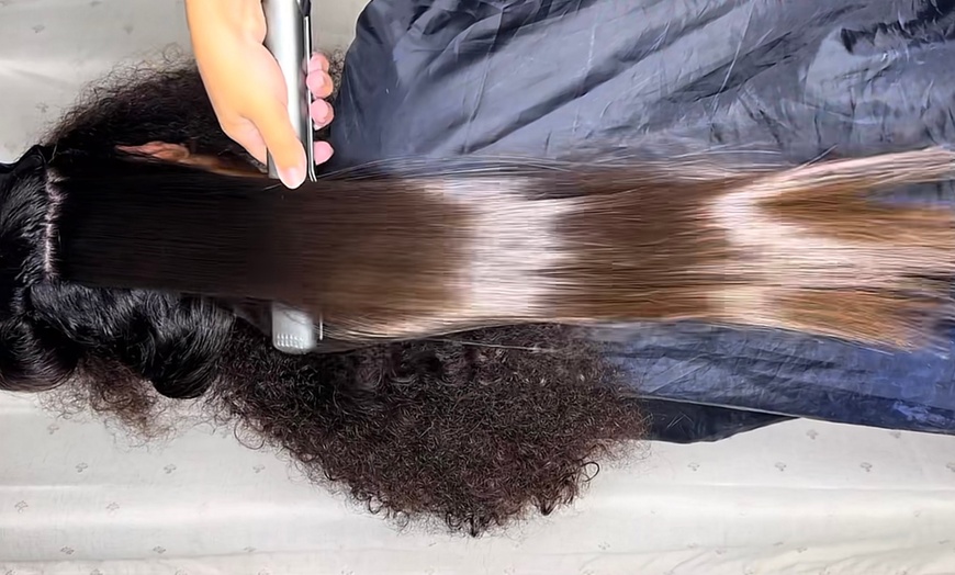 Image 1: Une chevelure lisse et soyeuse vous attend à Clichy