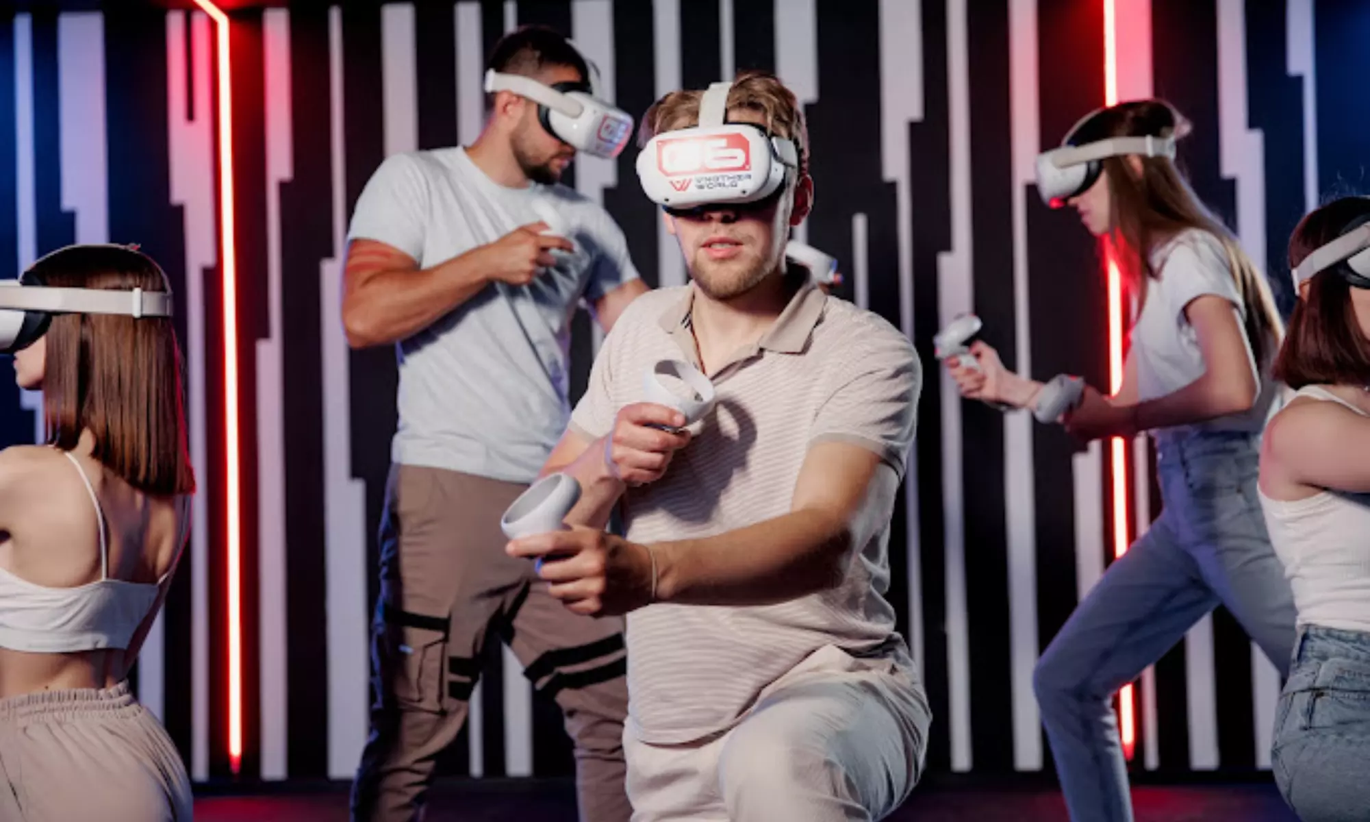 Experience Full-Body VR Immersive Multiplayer Experience 