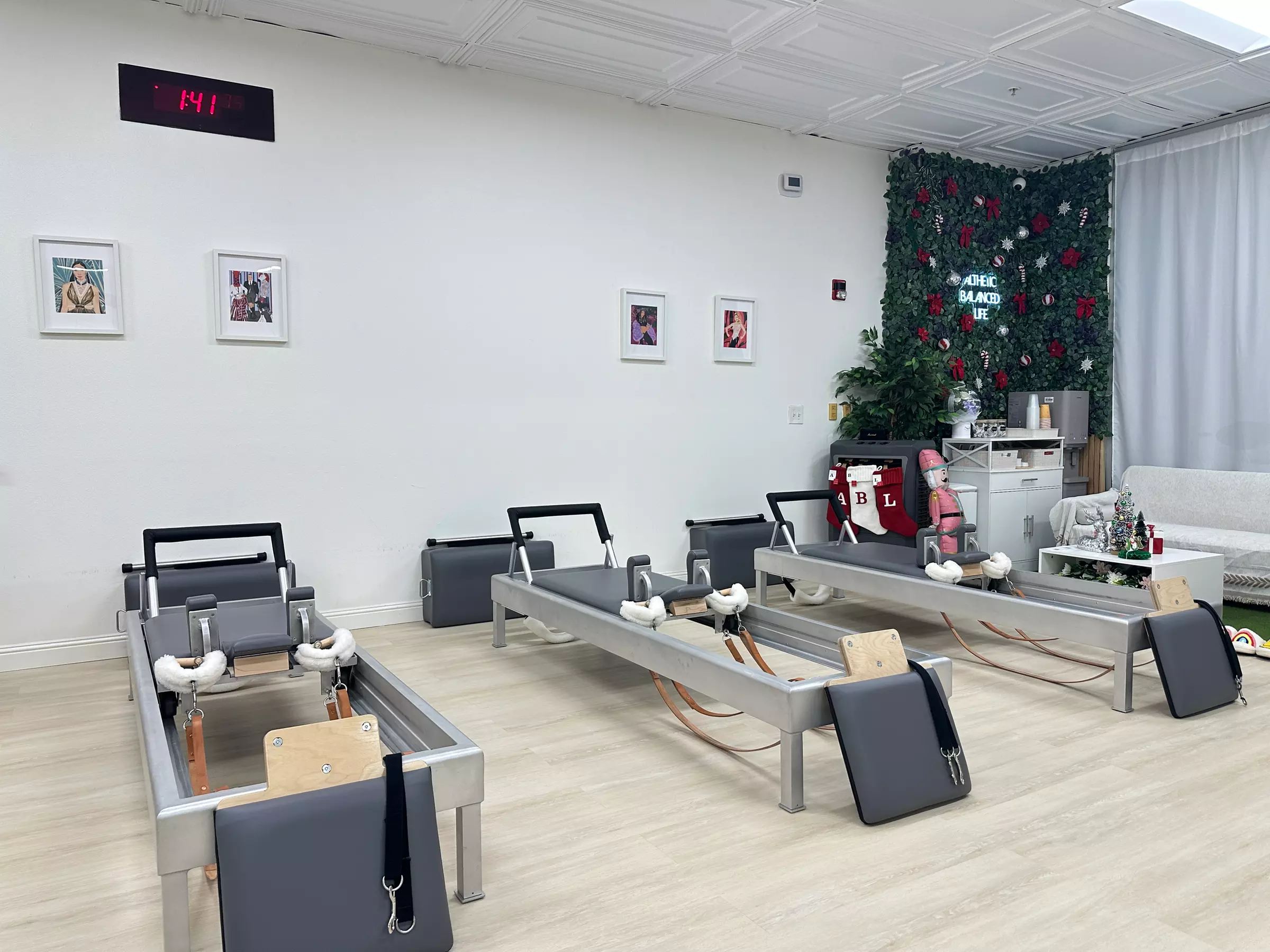 Classical Pilates Classes for Small Group