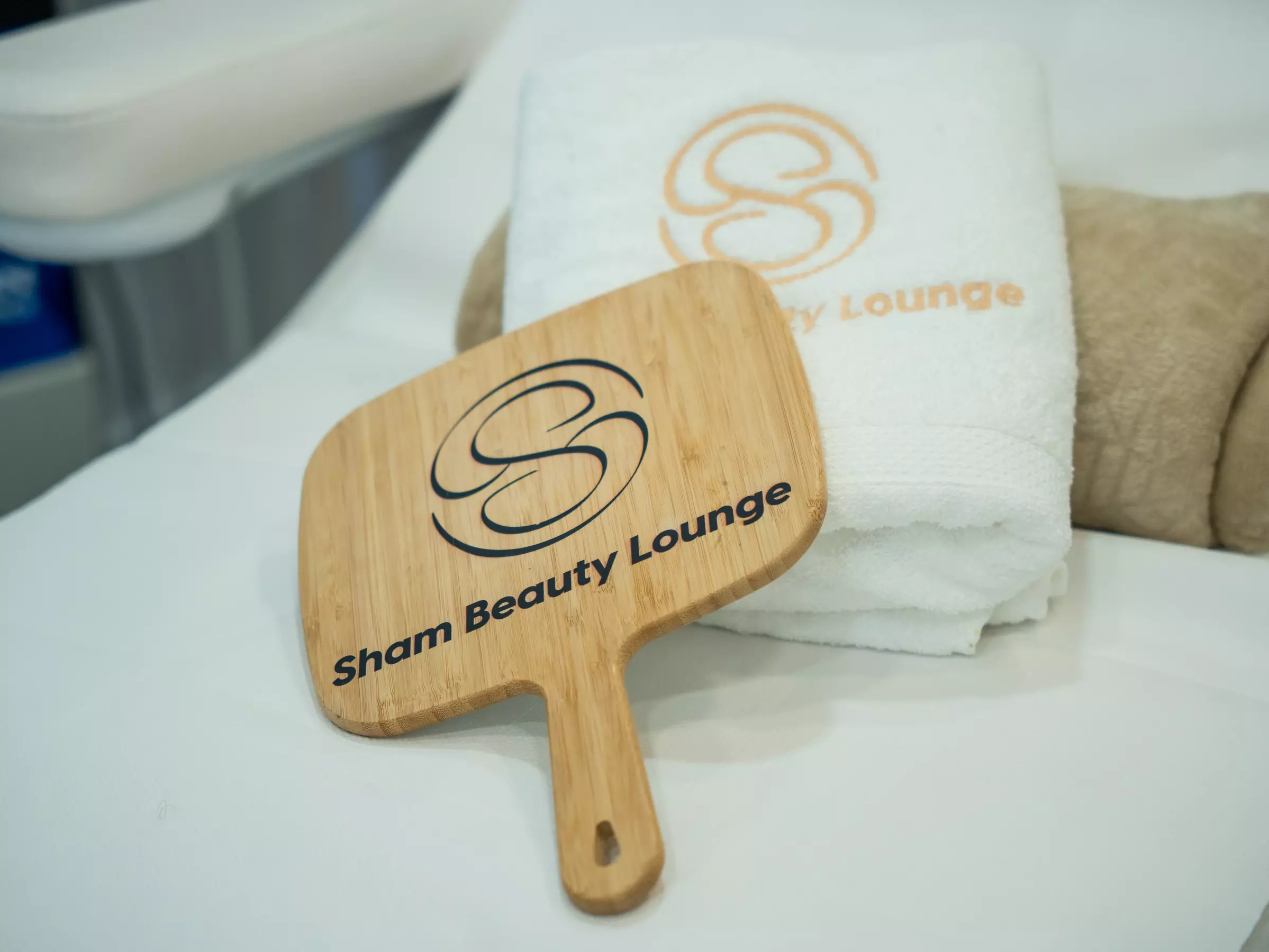 Verwöhne deine Haut: Microneedling Gesichtsbehandlung