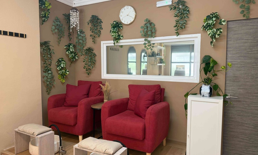 Image 3: Masaje corporal a elegir de 50 minutos o con reflexología o craneosacral 15 minutos con hasta un 58%


