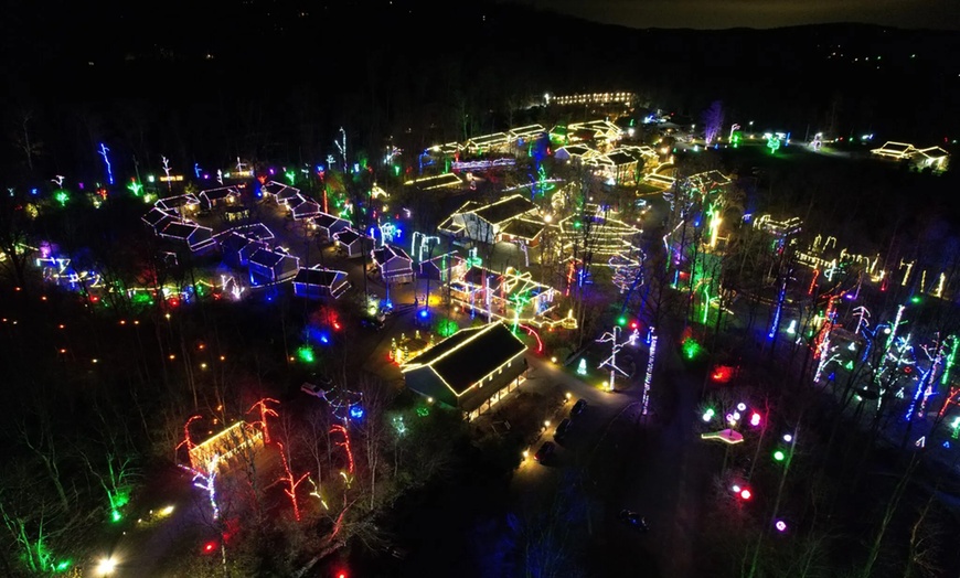 Image 3: Refreshing Mountain Canopy Zipline & Christmas Lights – Stevens, PA