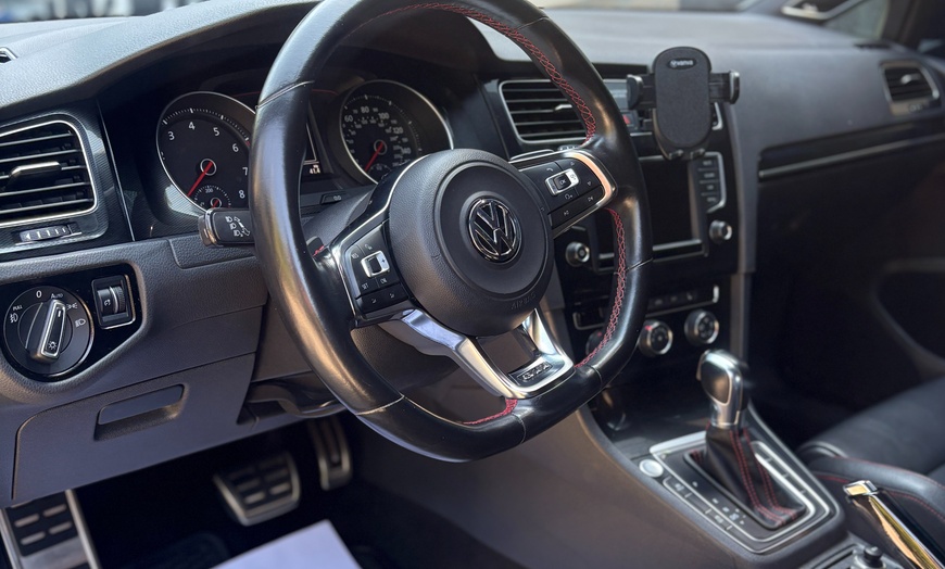 Image 5: Up to 33% Off on Exterior & Interior Car Detail at Project Detail LA