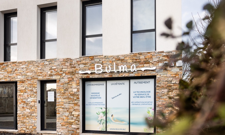 Image 2: Séance de relaxation sur lit hydromassant avec Bulma