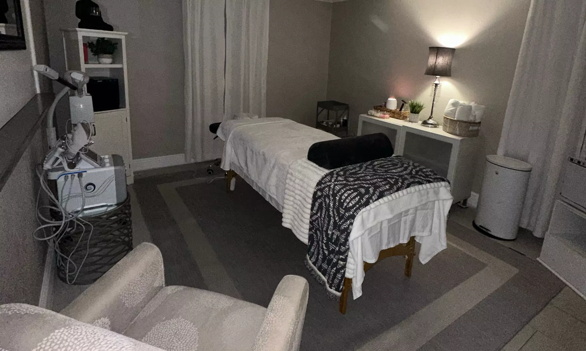 60-Min Massages with Aromatherapy & Enhancement in Private Suite