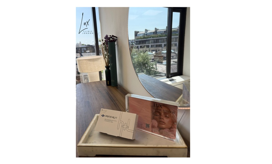 Image 7: Up to 41% Off on Professional Chemical Peel at Lux clinic 