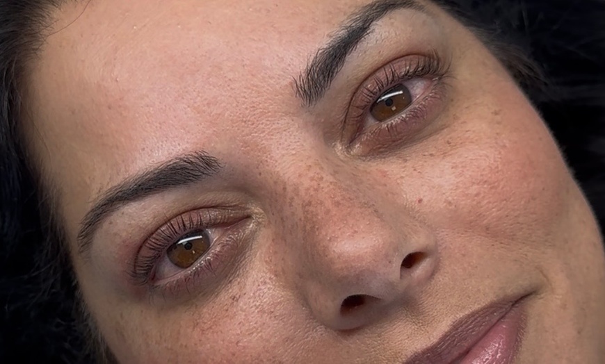 Image 4: Lash Lift, Classic Full Set, Hybrid, or Volume Eyelash Extensions