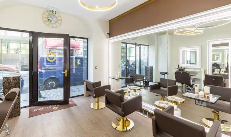 Forfait coiffure ou lissage au tanin avec Maison de beauté Luxury