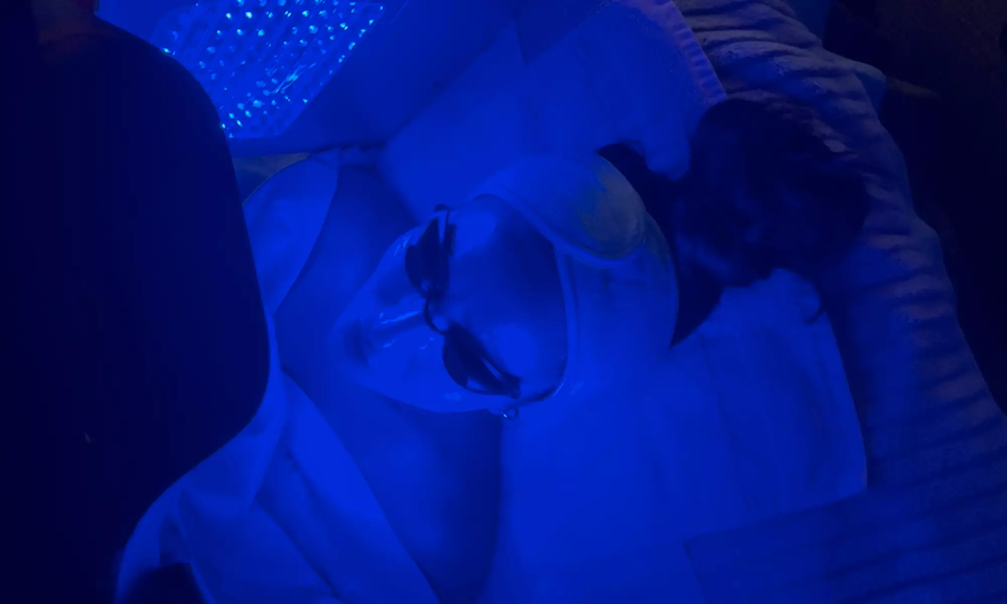 Diamond Microdermabrasion and Hydrofacial with Gold mask