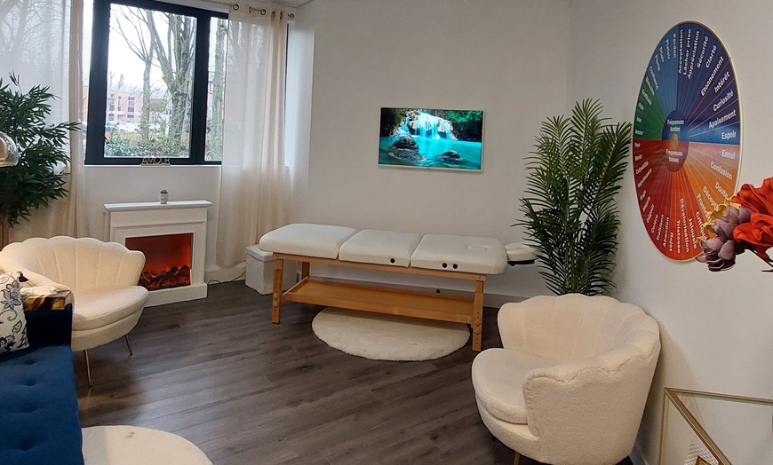 Image 2: Massage crânien & réflexologie : harmonie intérieure et éclat naturel
