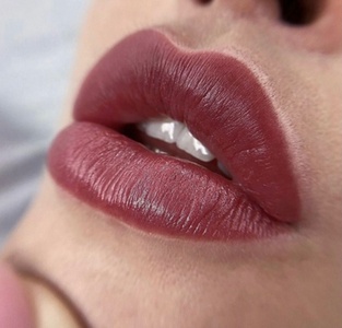 Lip Blush Permanent Makeup - V Glow Miami