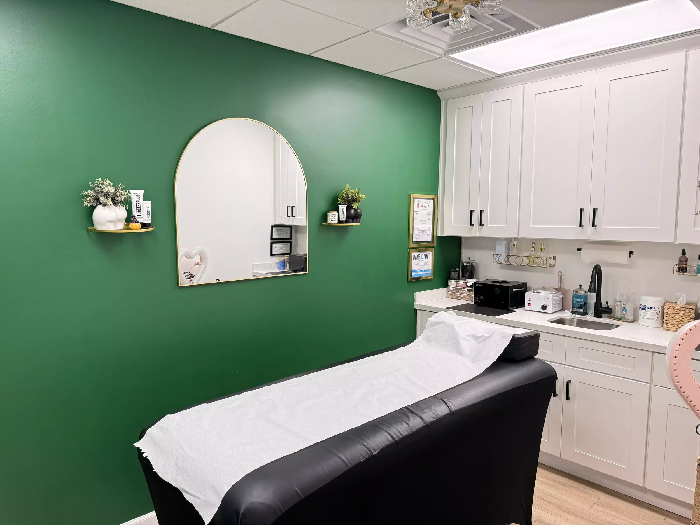 Transform with Brazilian, Underarm, or Bikini Full Wax