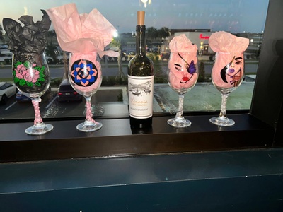 Wine Glass Painting Sip & Paint Package Up to One Guest - The Glitz & Glam of Art