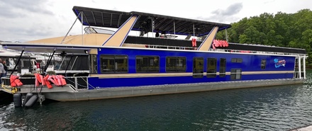 Party Package until 10 People or More! - MyHouseBoatParty.com