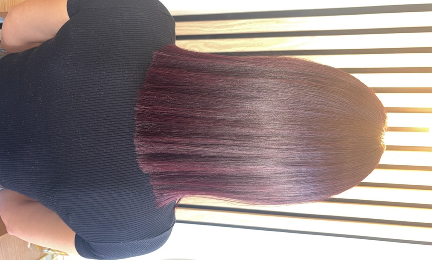 Image 2: Coupe & brushing sur-mesure avec diagnostic pour cheveux sublimés