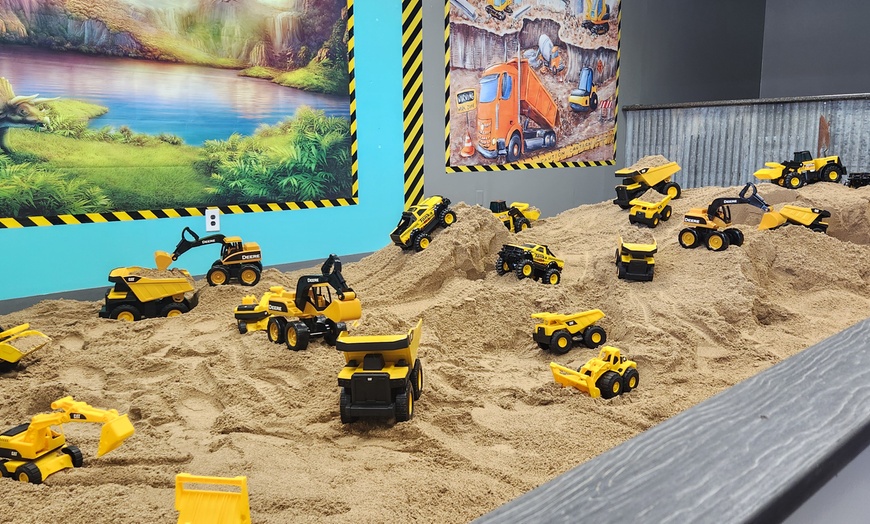 Image 3: One Hour of Sandbox Play Time for Two Kids w/ or w/o Goodie Bag & Hat