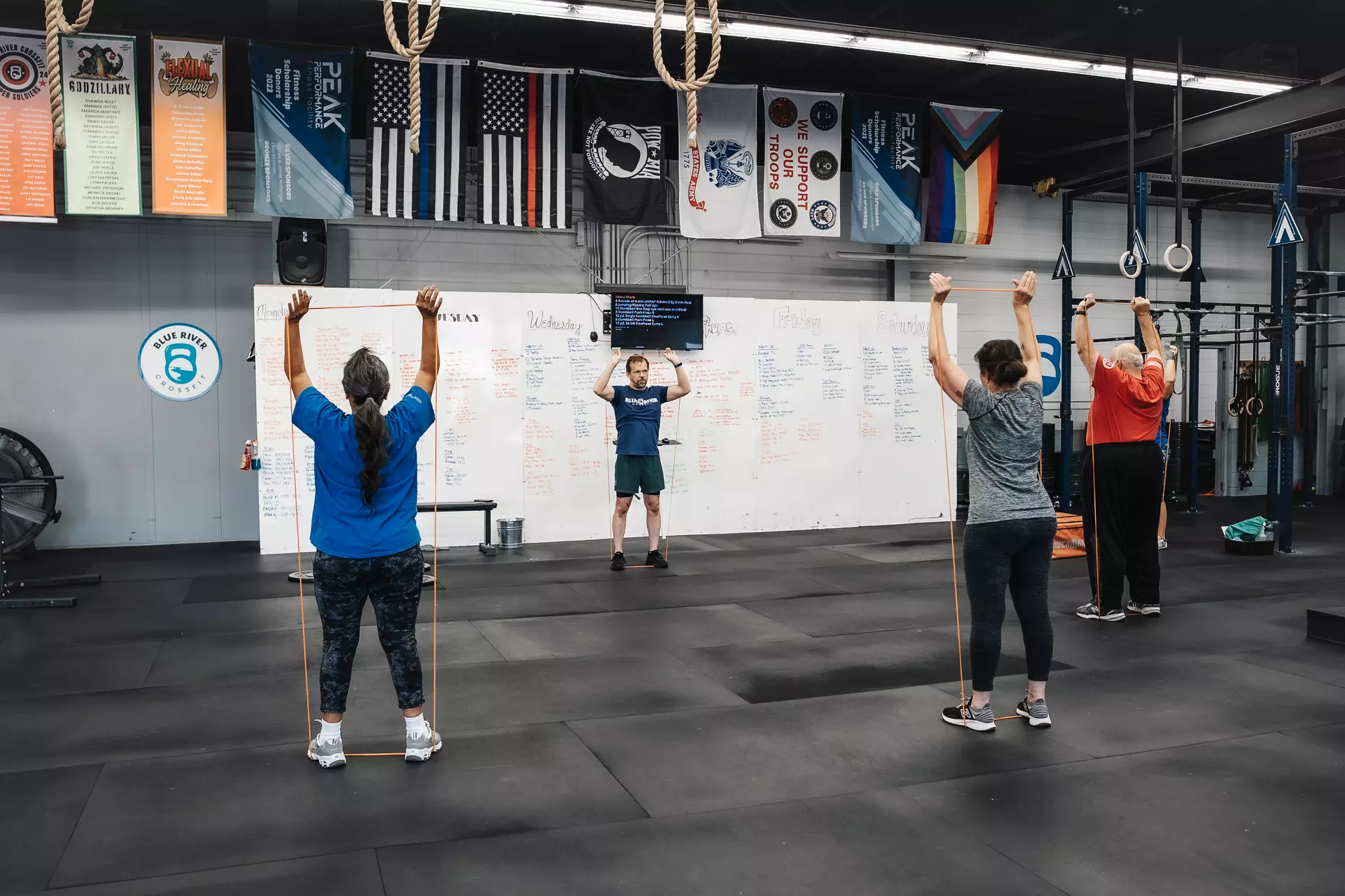 CrossFit & Longevity Classes – Build Strength & Community