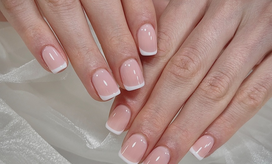 Image 12: Beauté des pieds pour homme chez Nails Art
