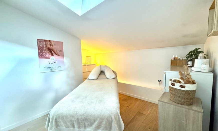 Image 2: Massage au choix de 50 ou 60 min, massage du visage en option