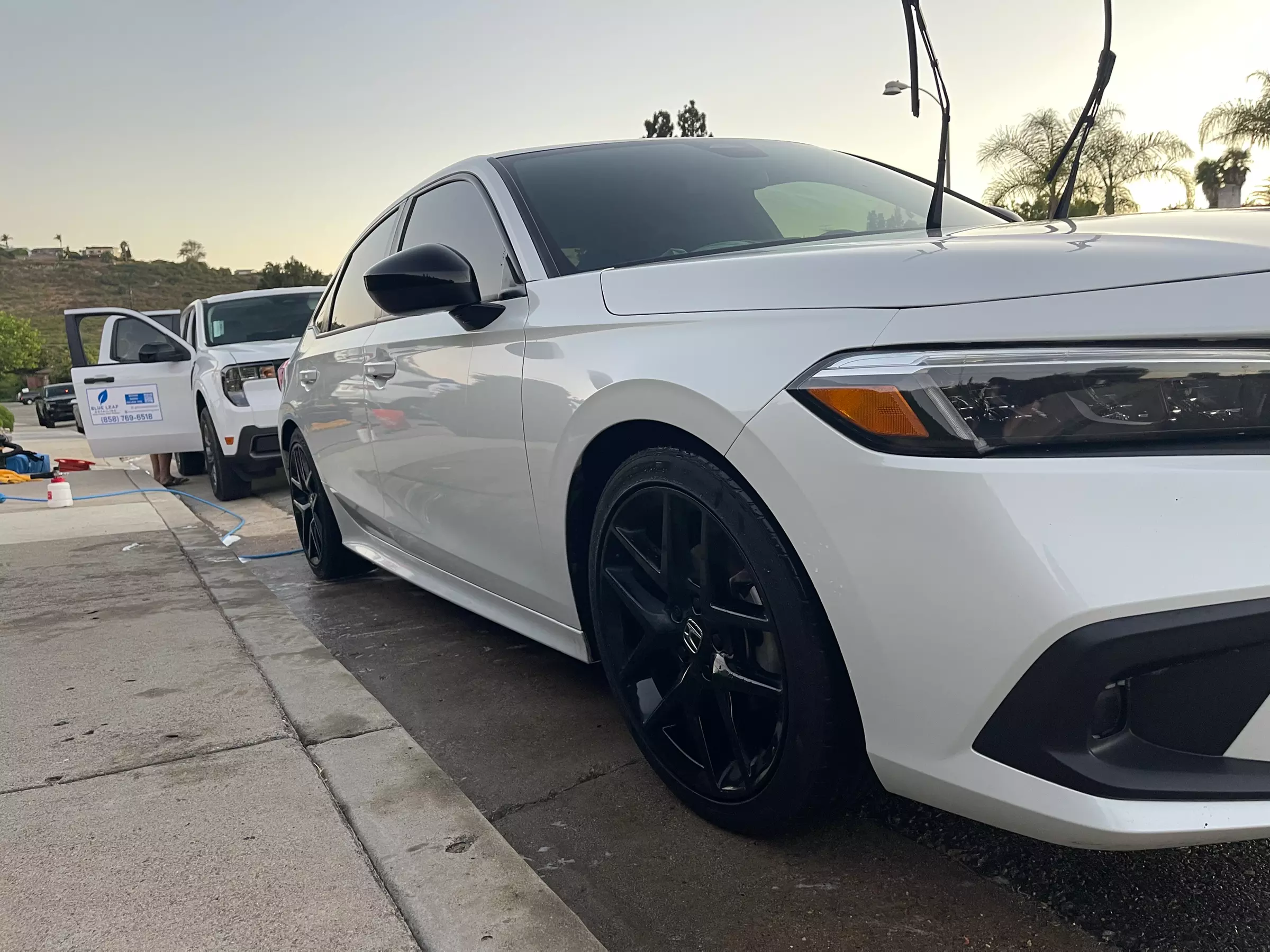 Platinum Shine for Sedan & Coupe, Mid-Size/Trucks, /More + Full Detail