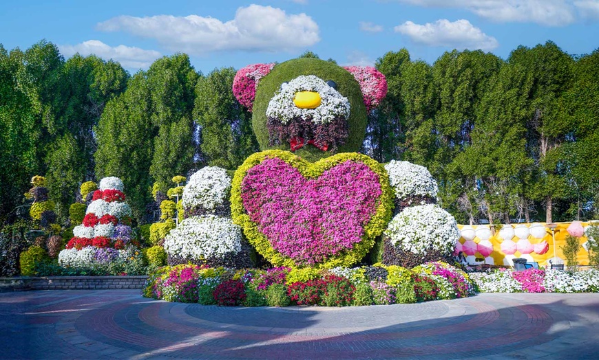 Image 8: Nature & Ocean Wonders: Dubai Miracle Garden + Dubai Aquarium Combo