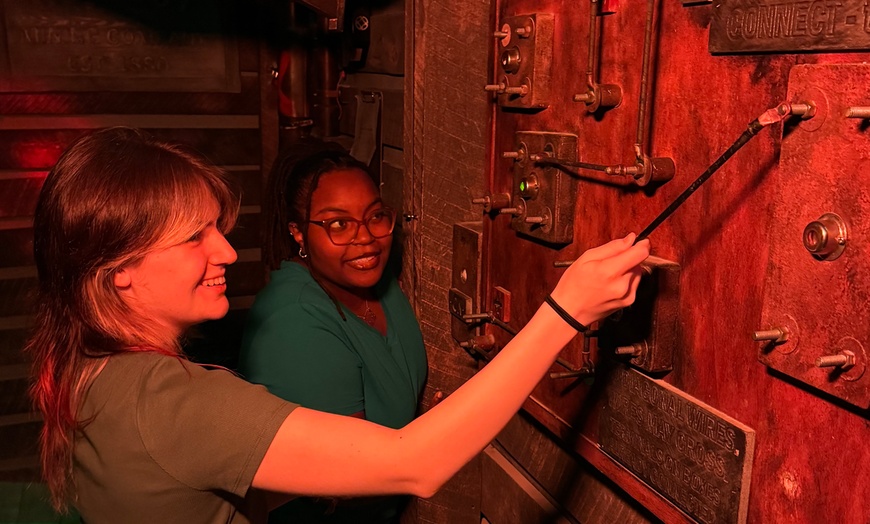 Image 5: Unlock Epic Fun & Adventure w/ Admission for 60 Minutes Private Rooms!