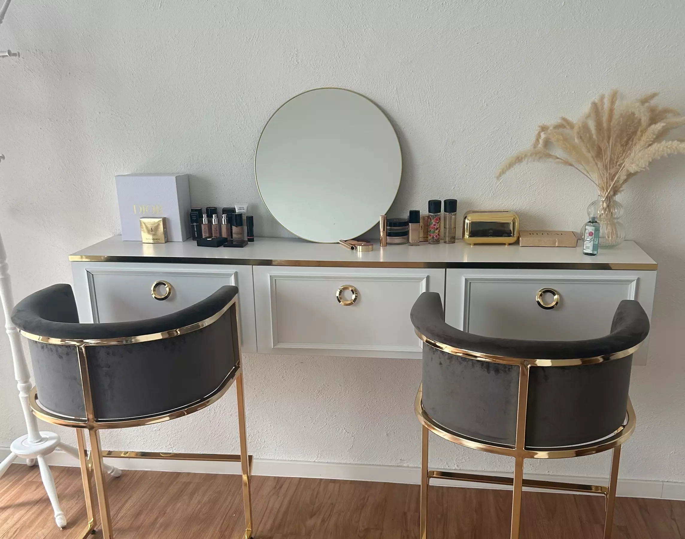 Wimpern-Lifting und/oder Augenbrauen-Lifting inkl. Färben, opt. Zupfen