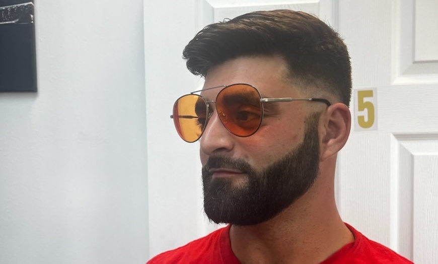 Image 2: Up to 30% Off on Salon - Men's Haircut / Barber at Arina The Barber