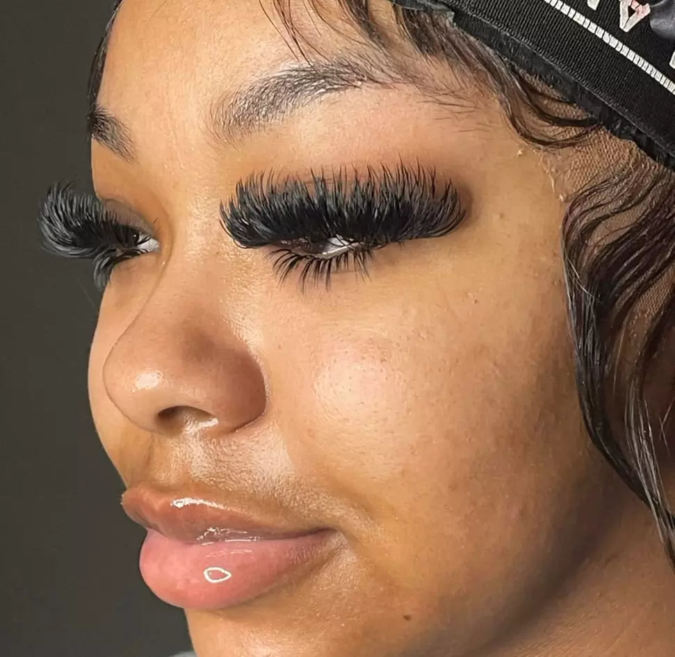 Transform Your Look with Three Unique Eyelash Extension Sets