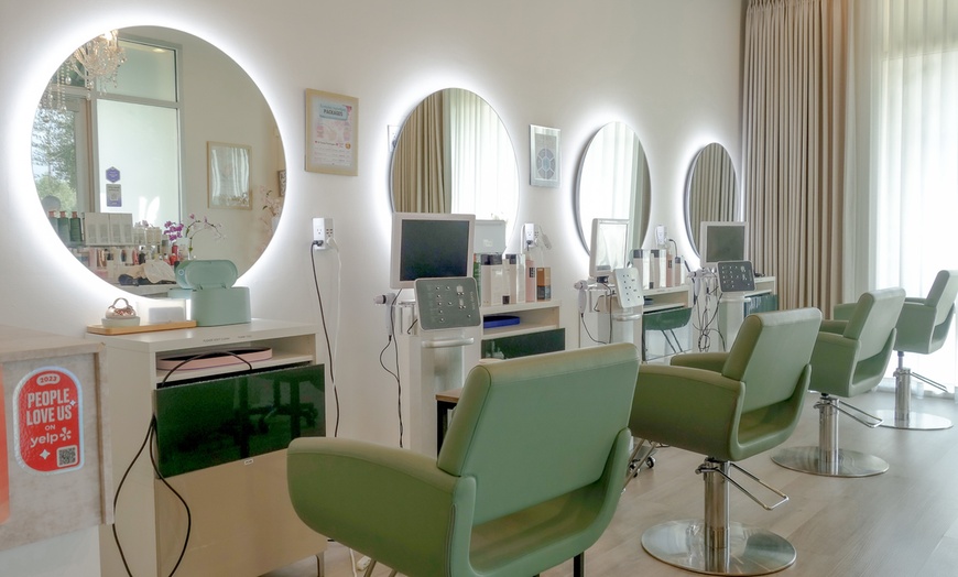 Image 4: Luxurious Head Spa Treatments for 1 or 2 w/Massage on Neck & Shoulders