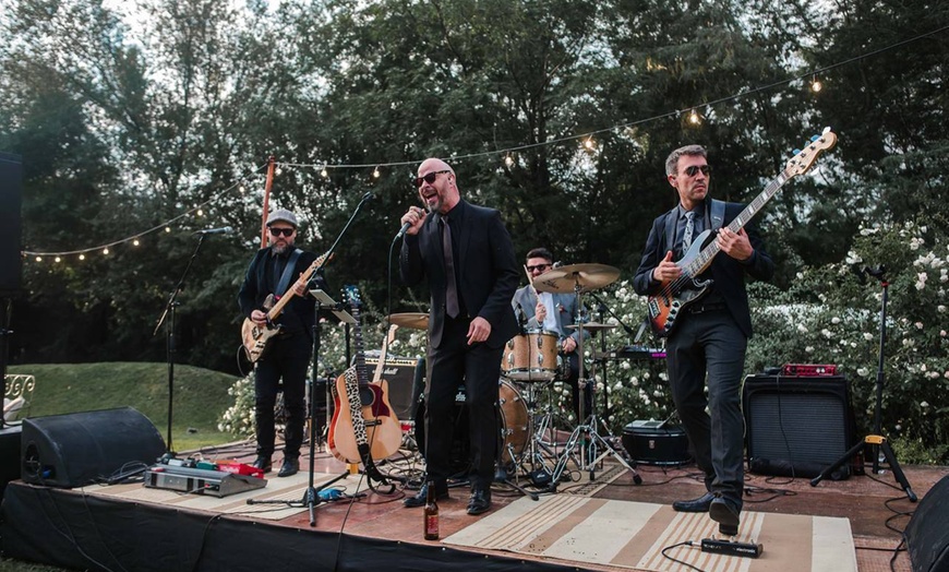 Image 6: Tailored Entertainment for Adult with Event Animation