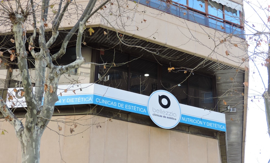 Image 5: Tratamiento HIFU 4D facial en una zona a elegir o en rostro completo