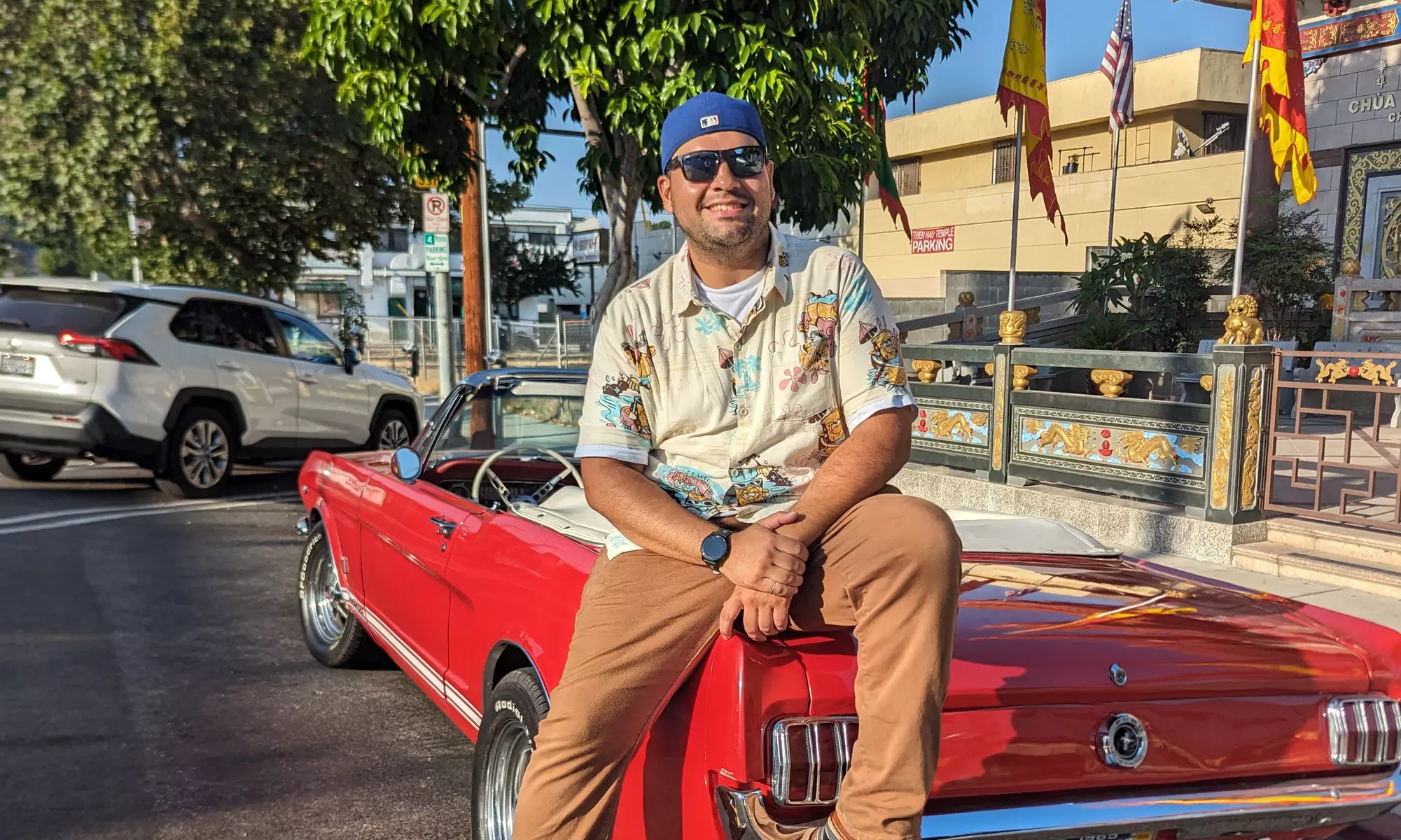 Explore Hollywood with a 3.5-Hour Private Tour in a Vintage Mustang