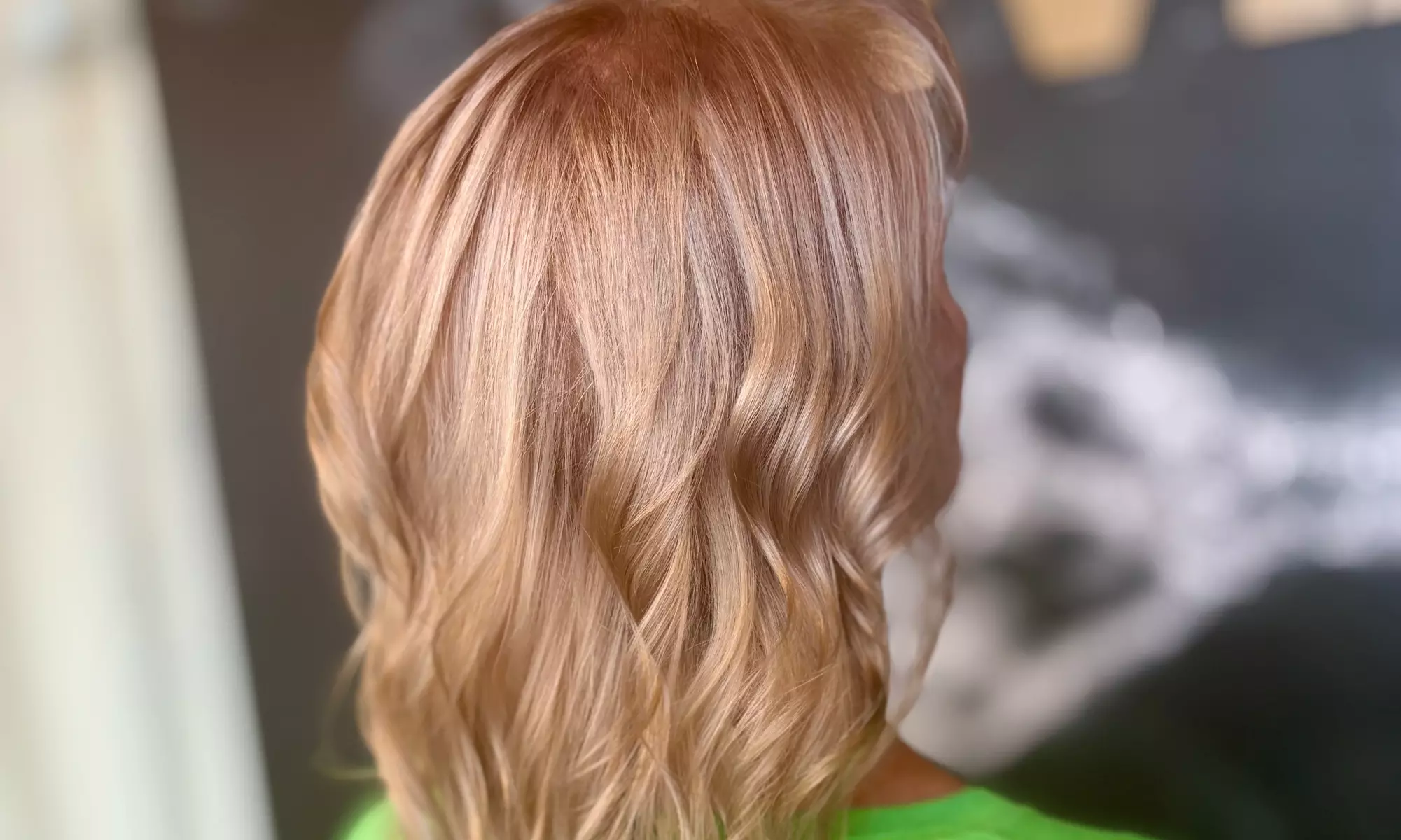Transform Your Look with a Woman's Haircut, Color, Style